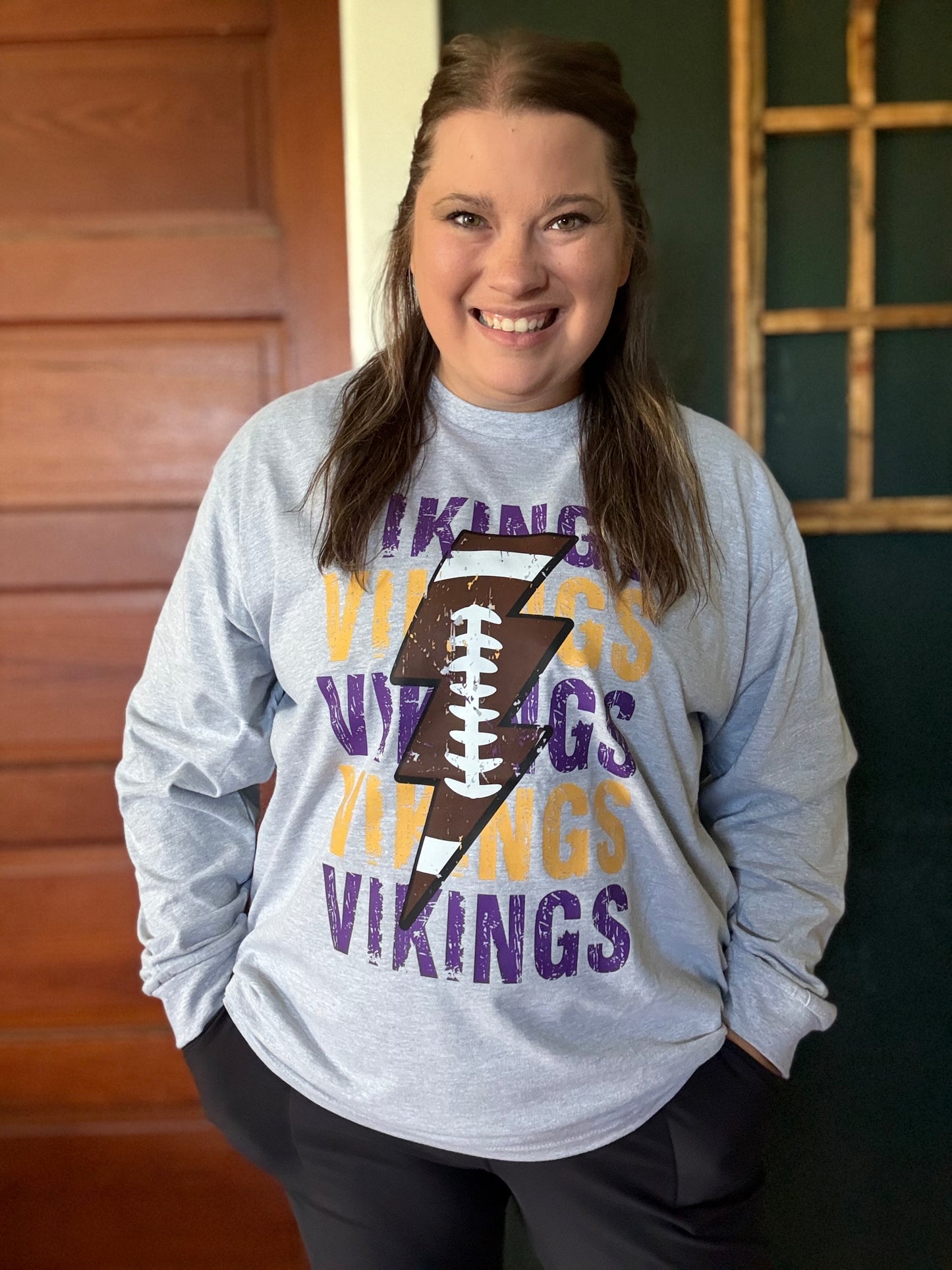 VIKINGS W/ LIGHTNING BOLT LONG SLEEVE