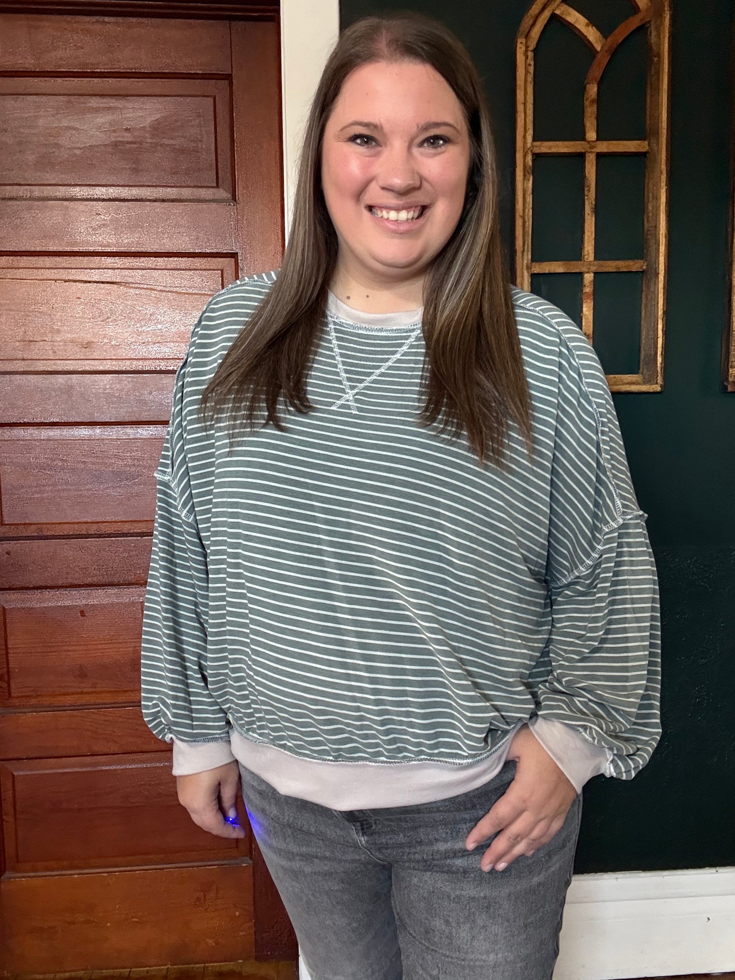 OLIVE STRIPED KNIT TOP