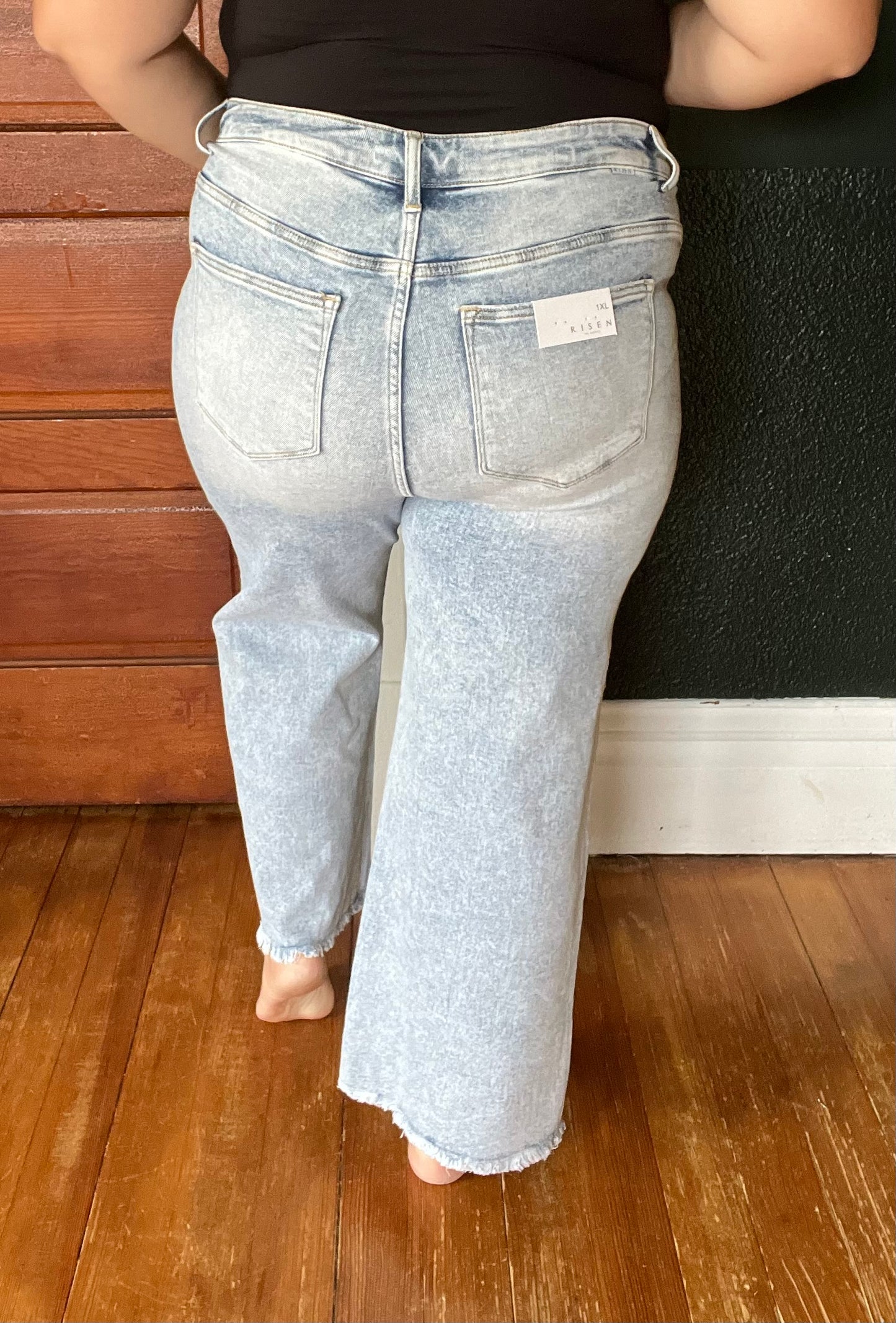 RISEN: HIGH RISE CROP WIDE LEG RDP5511X