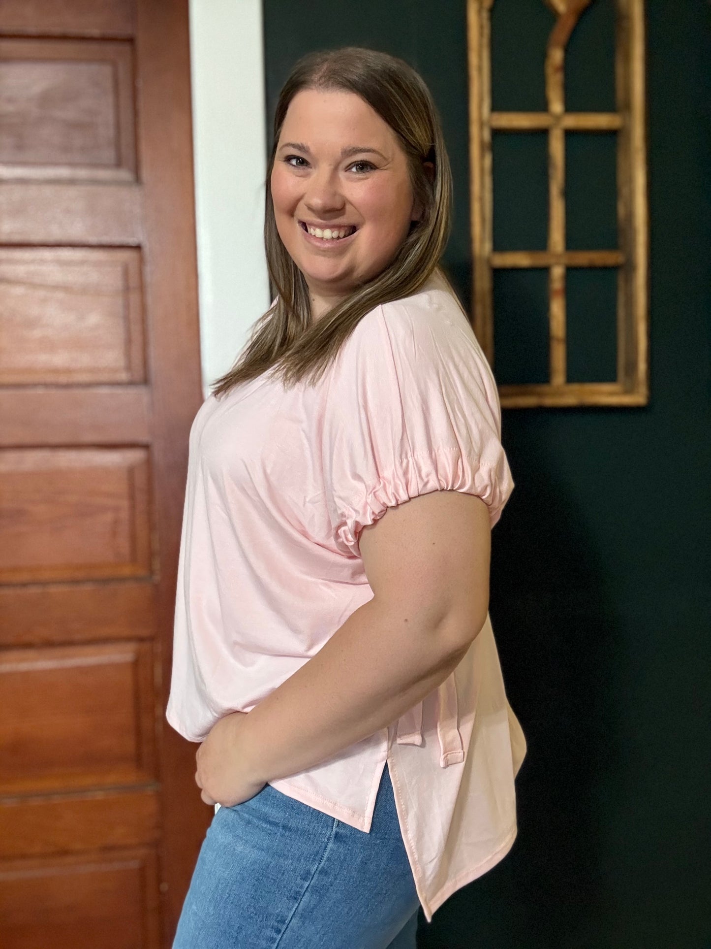 HIGH LOW BOW SLEEVE TOP