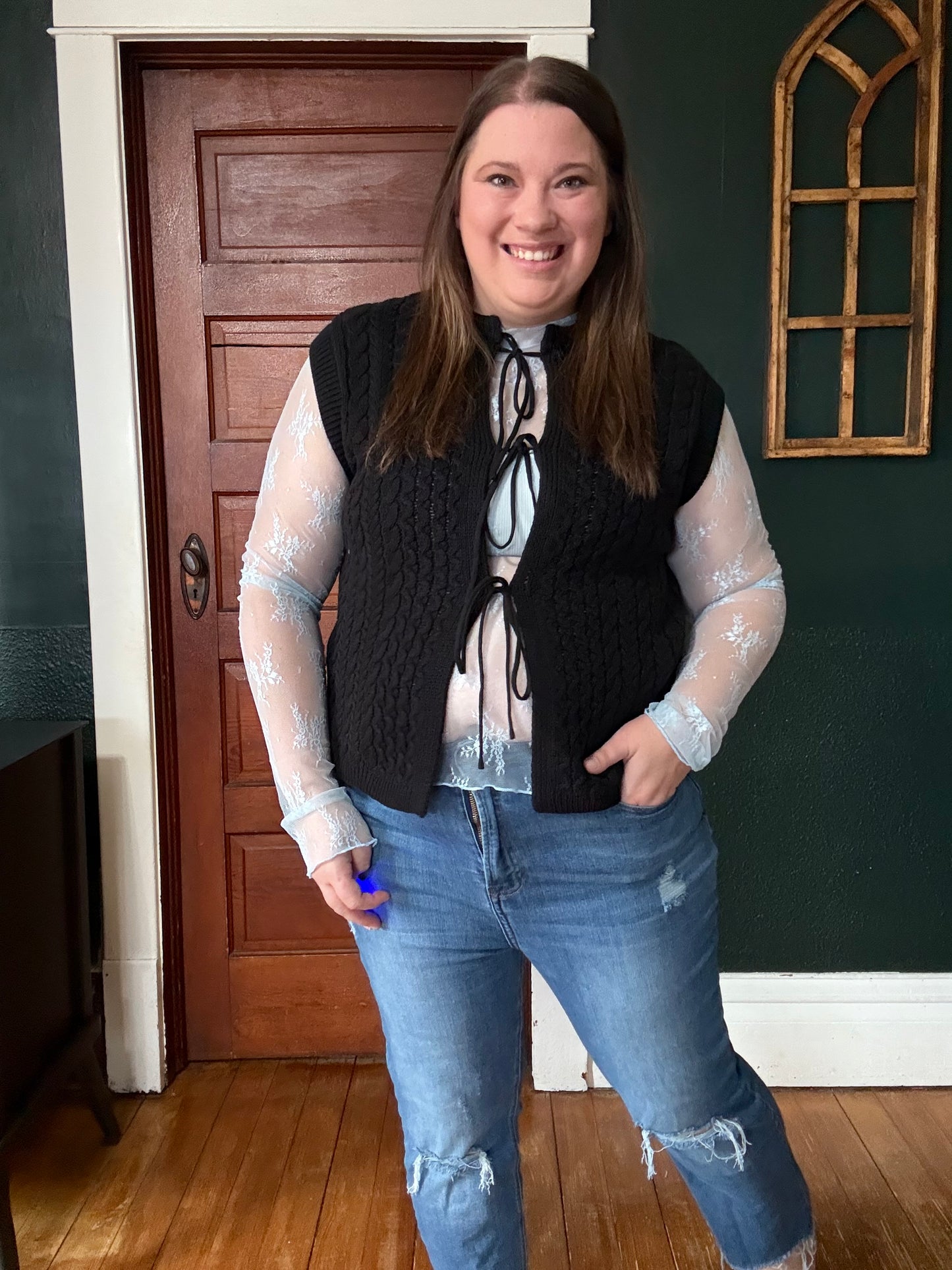 OPEN-FRONT KNITTED VEST