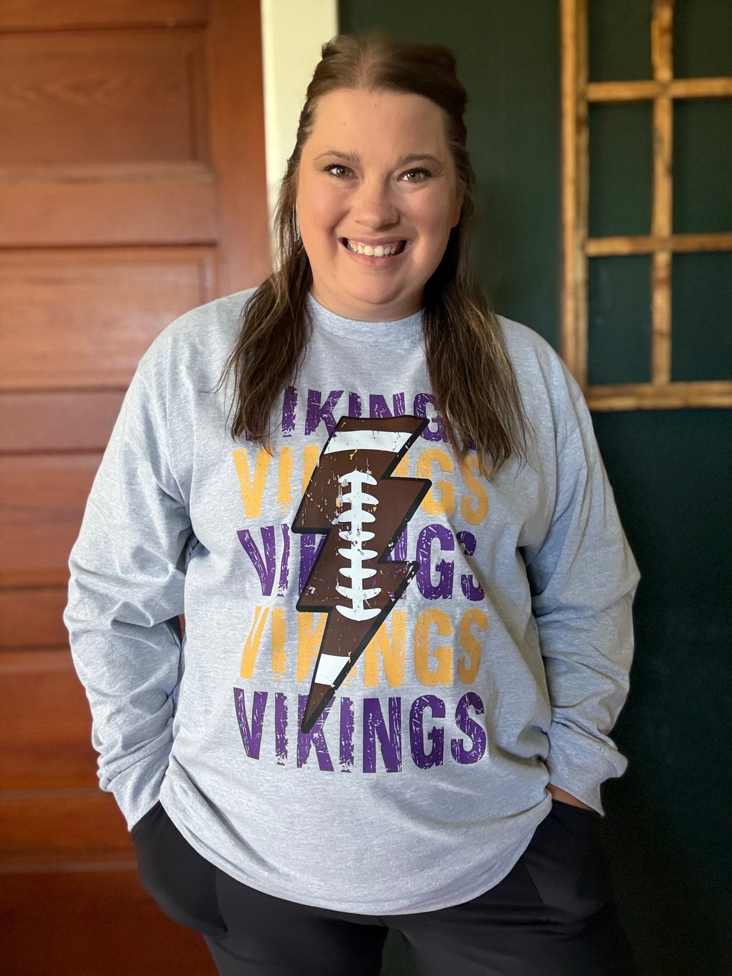 VIKINGS W/ LIGHTNING BOLT LONG SLEEVE