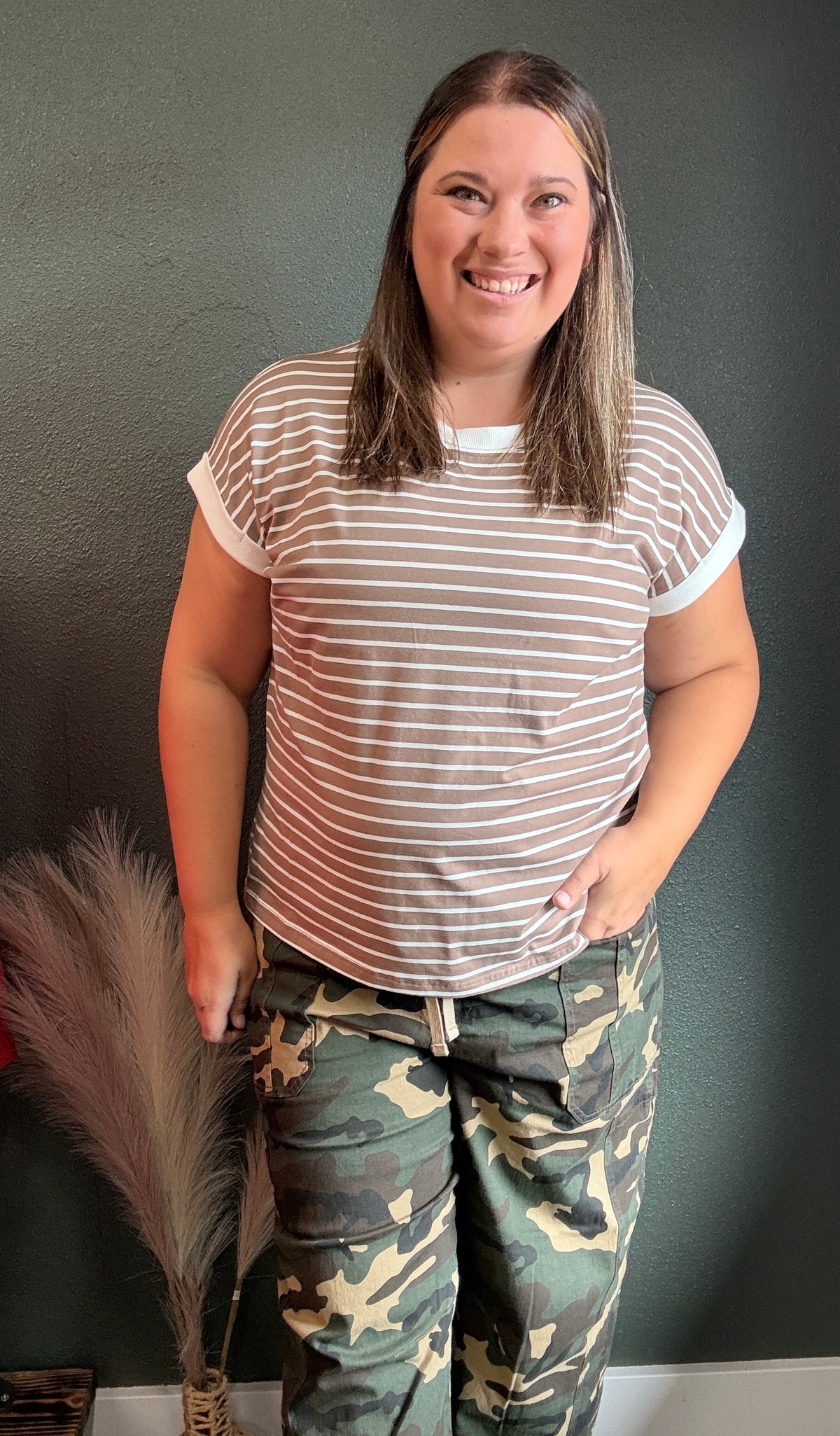 EVERY DAY STRIPED TEE MOCHA