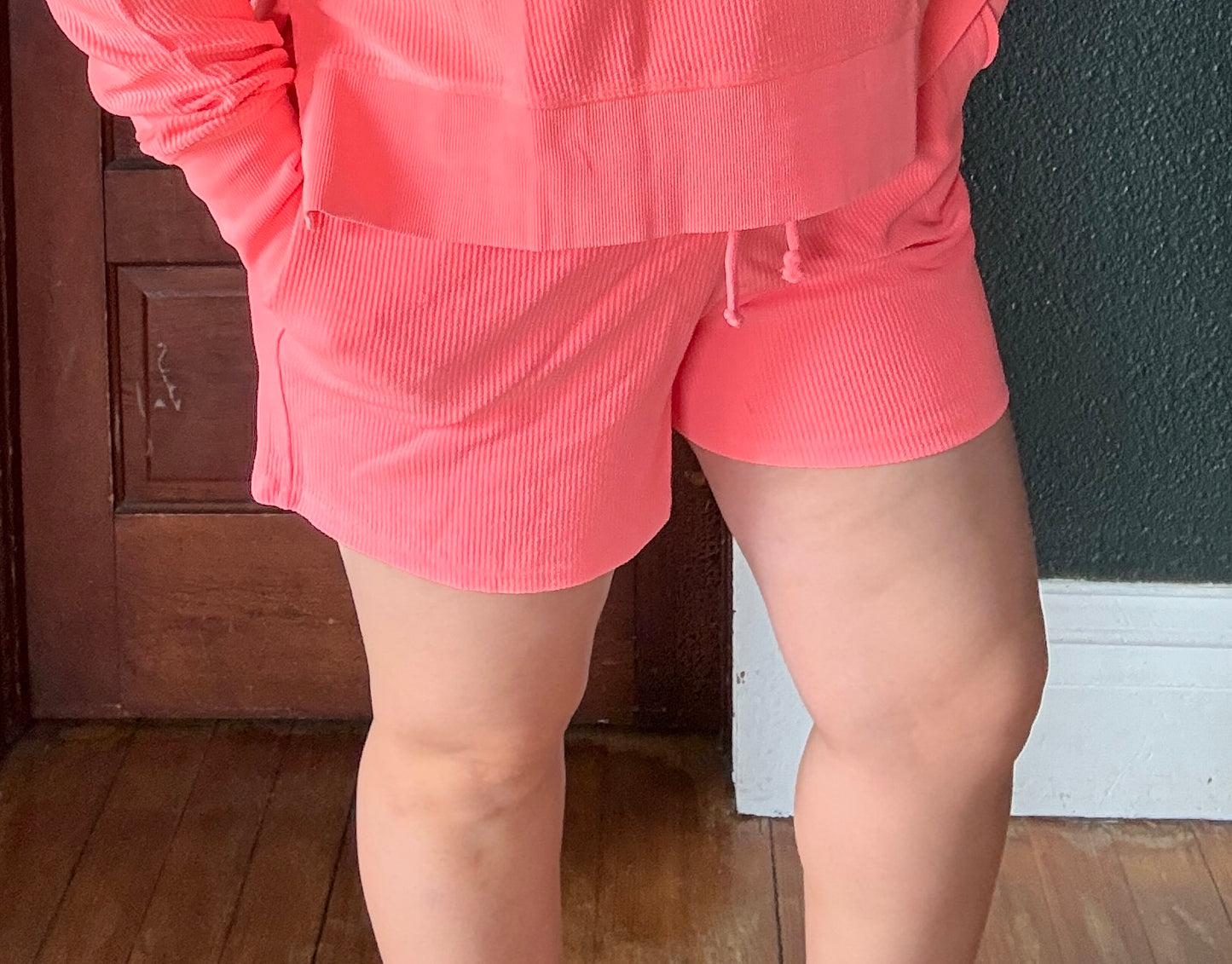 NEON CORAL CORDED SHORT