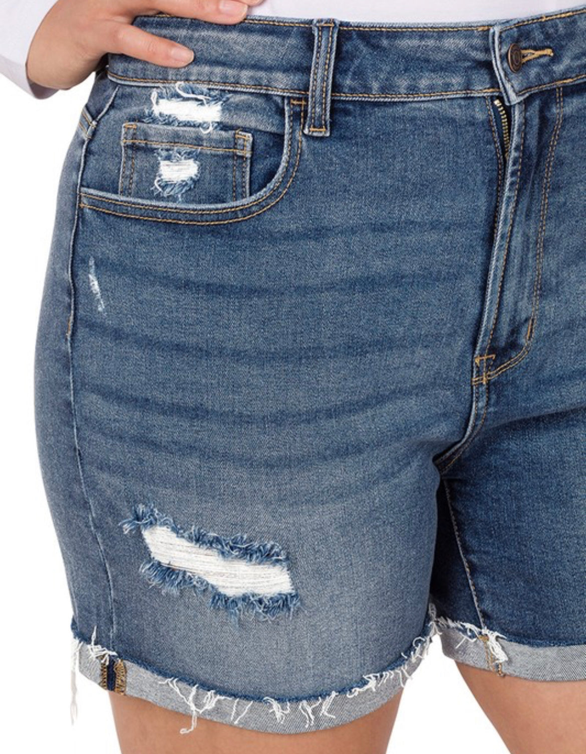 DISTRESSED CUFF DENIM SHORT