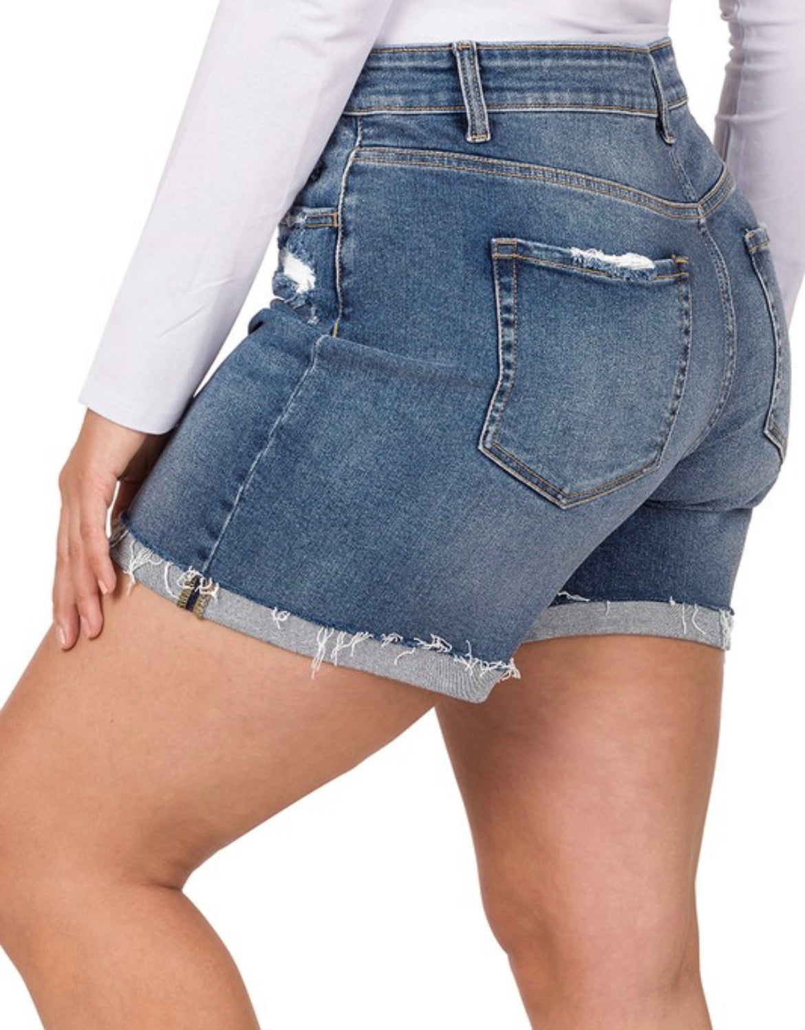 DISTRESSED CUFF DENIM SHORT