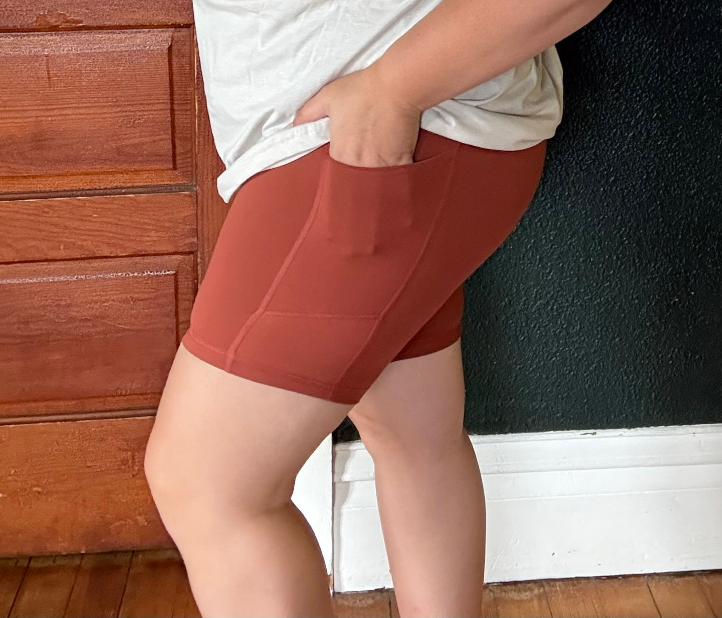6 INCH BIKER SHORTS WITH SIDE POCKETS 6240