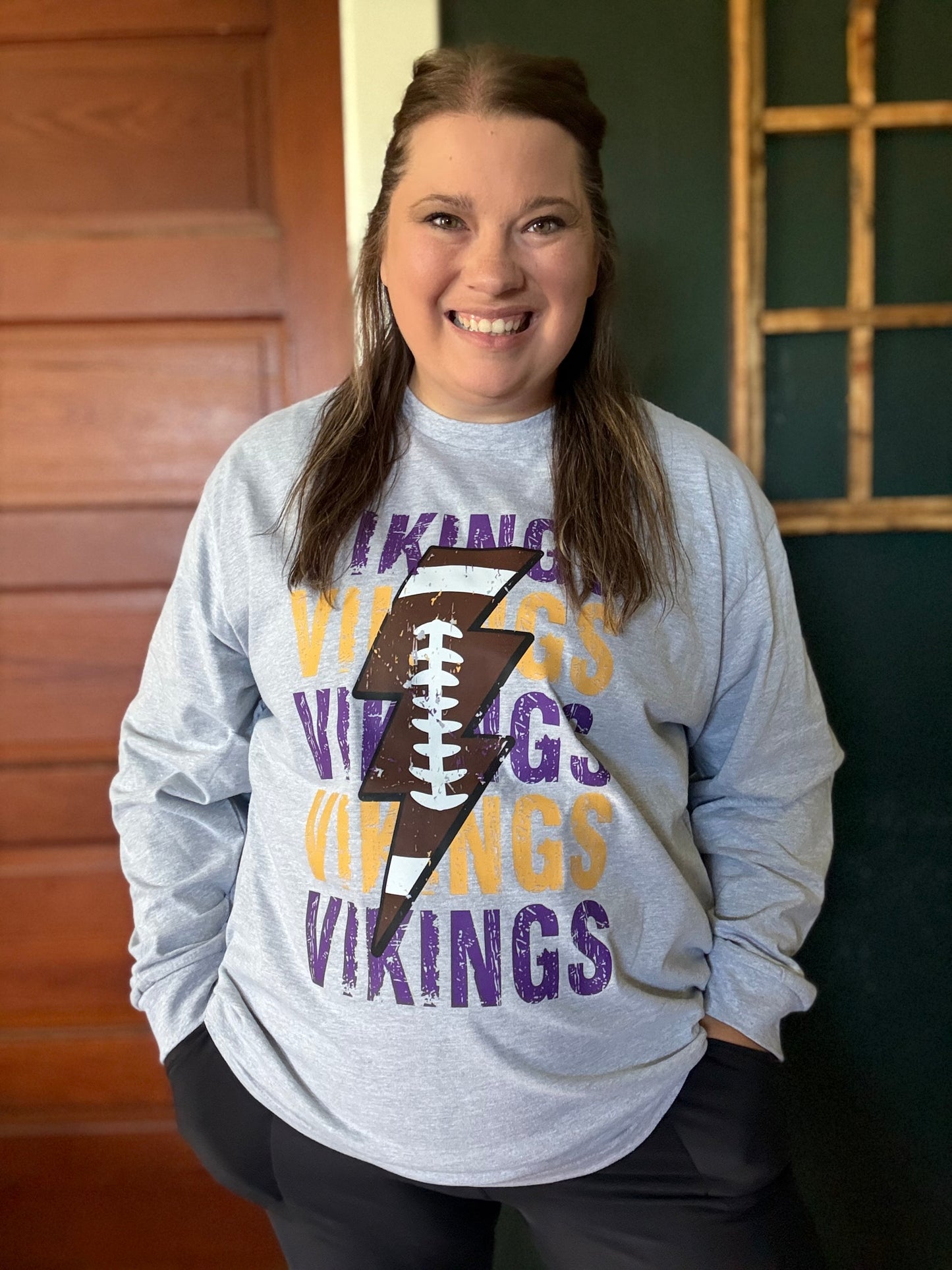VIKINGS W/ LIGHTNING BOLT LONG SLEEVE
