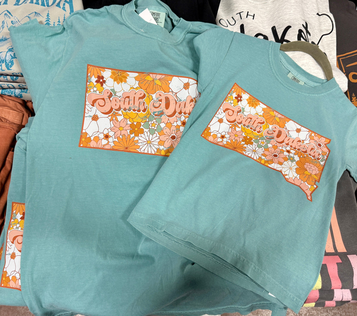 SD RETRO FLORAL TEE