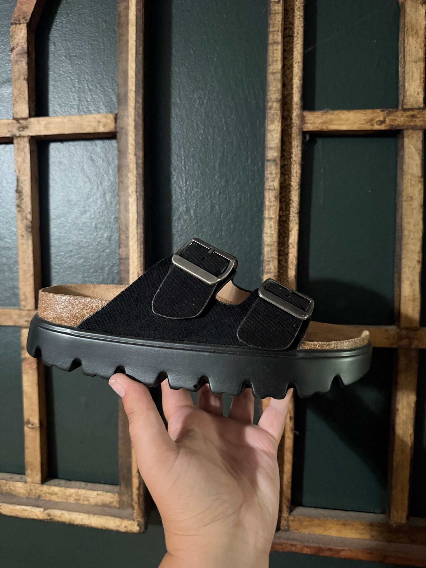 JAZMIN 2 BLACK