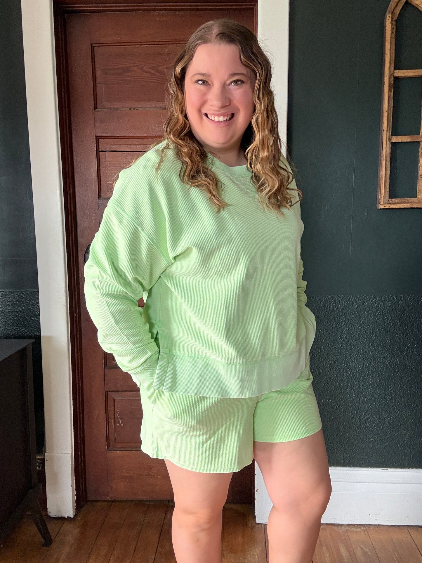 SUMMER GREEN CORDED CROPPED SIDE SLIT CREW