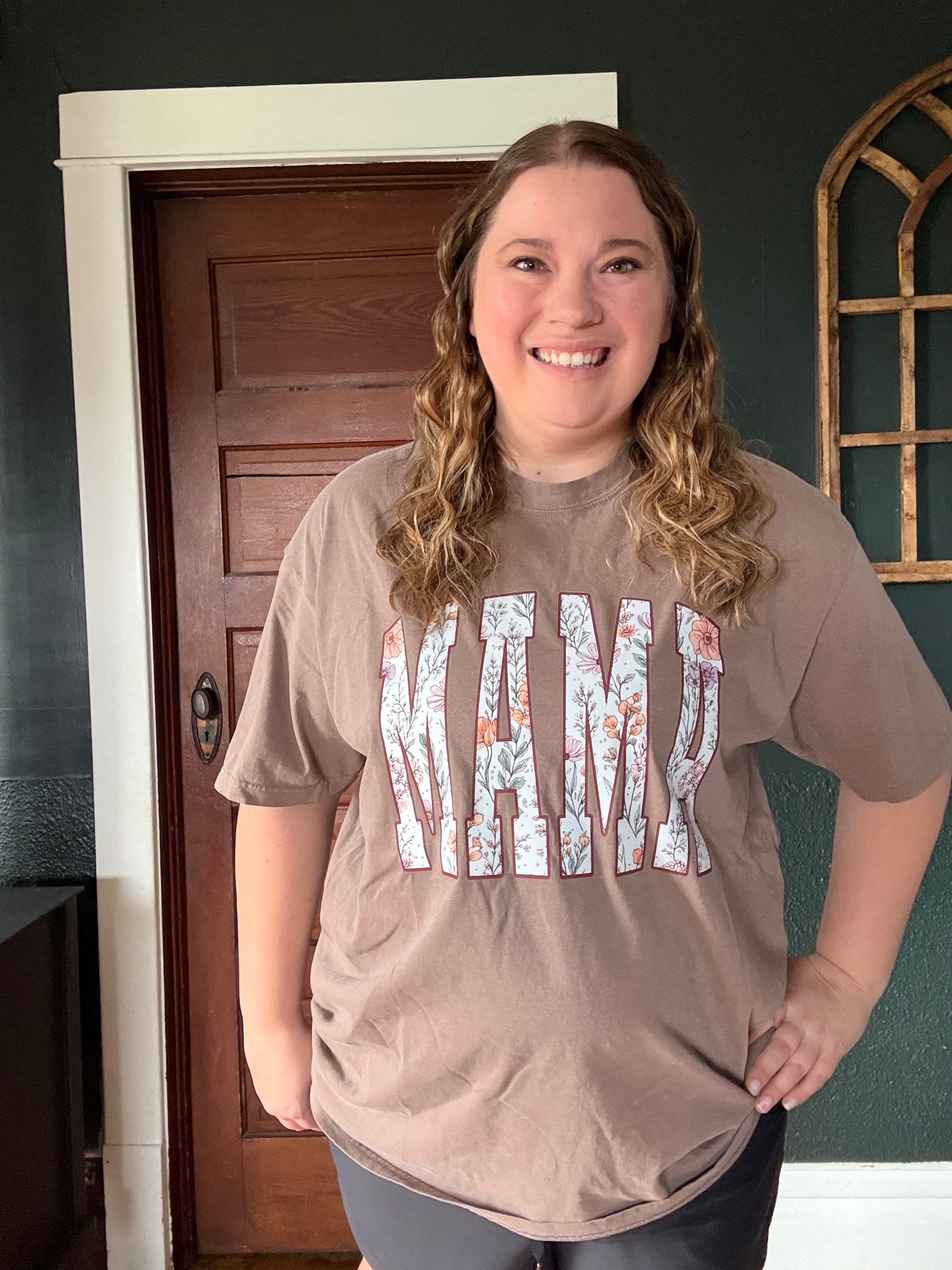 FLORAL MAMA TEE