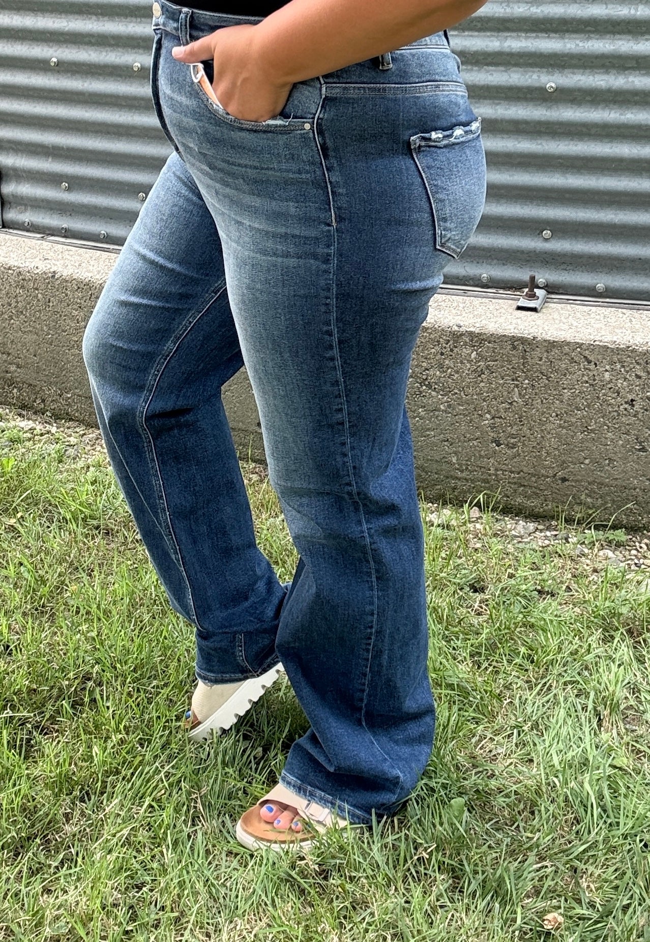 RISEN: HIGH RISE-STRAIGHT JEANS RDP5784X