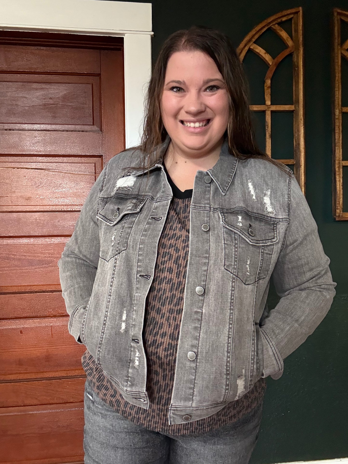 RISEN: VINTAGE WASHED DENIM JACKET