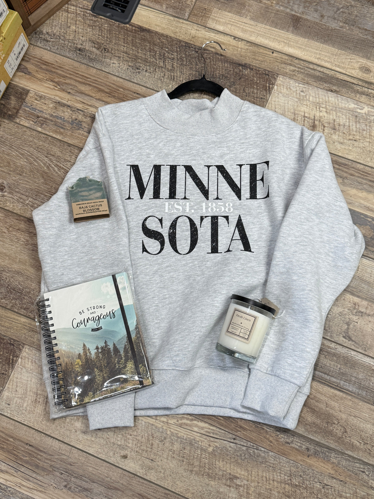 MN GREY MOCKNECK