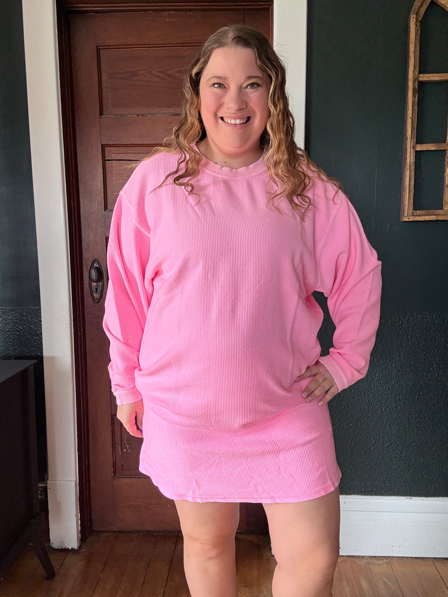 NEON PINK CORDED CREW