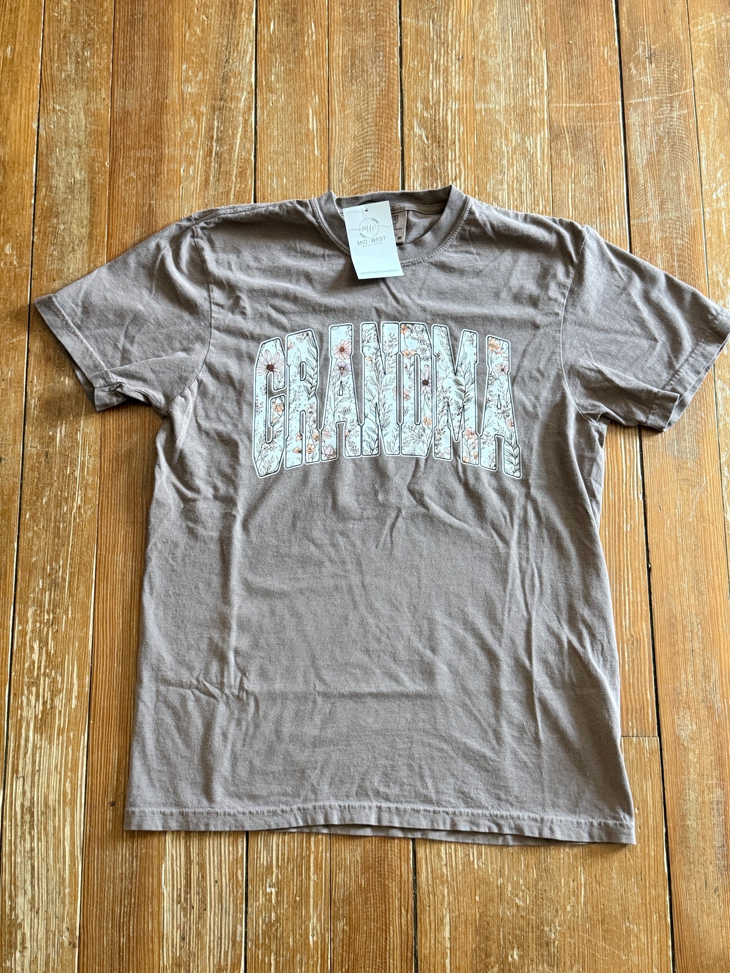 FLORAL GRANDMA TEE
