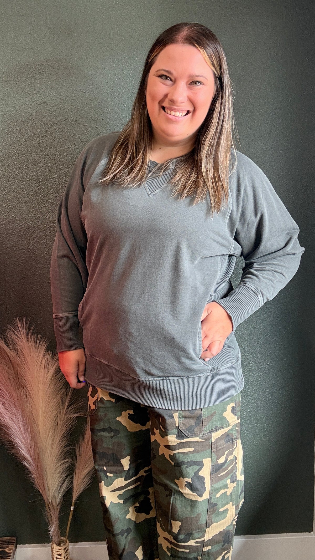 LIVED IN PULLOVER  5176D4 BLACK