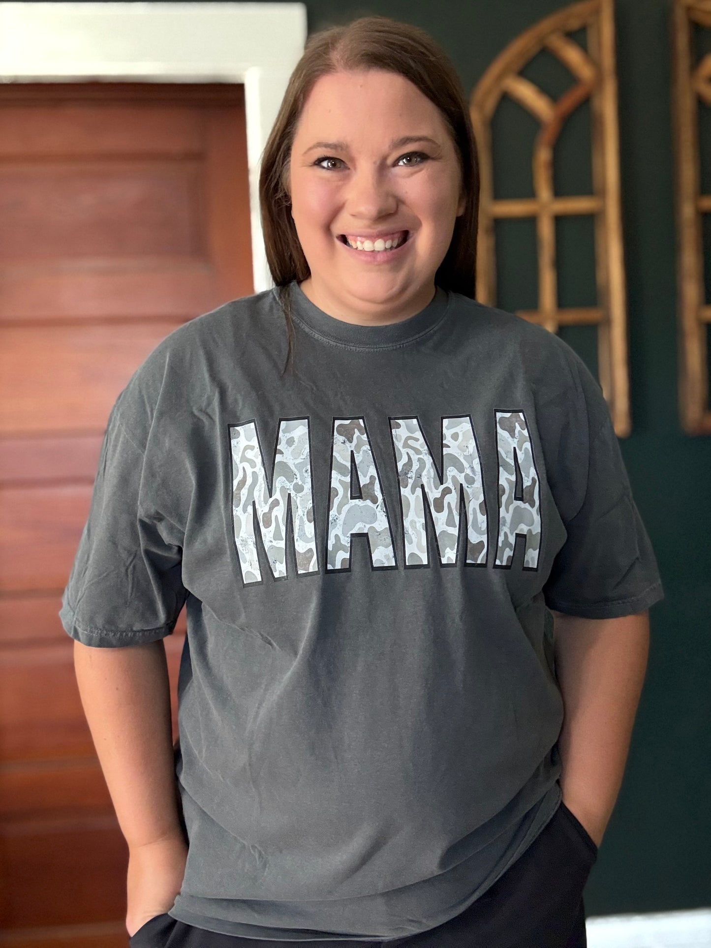 MAMA CAMO TEE