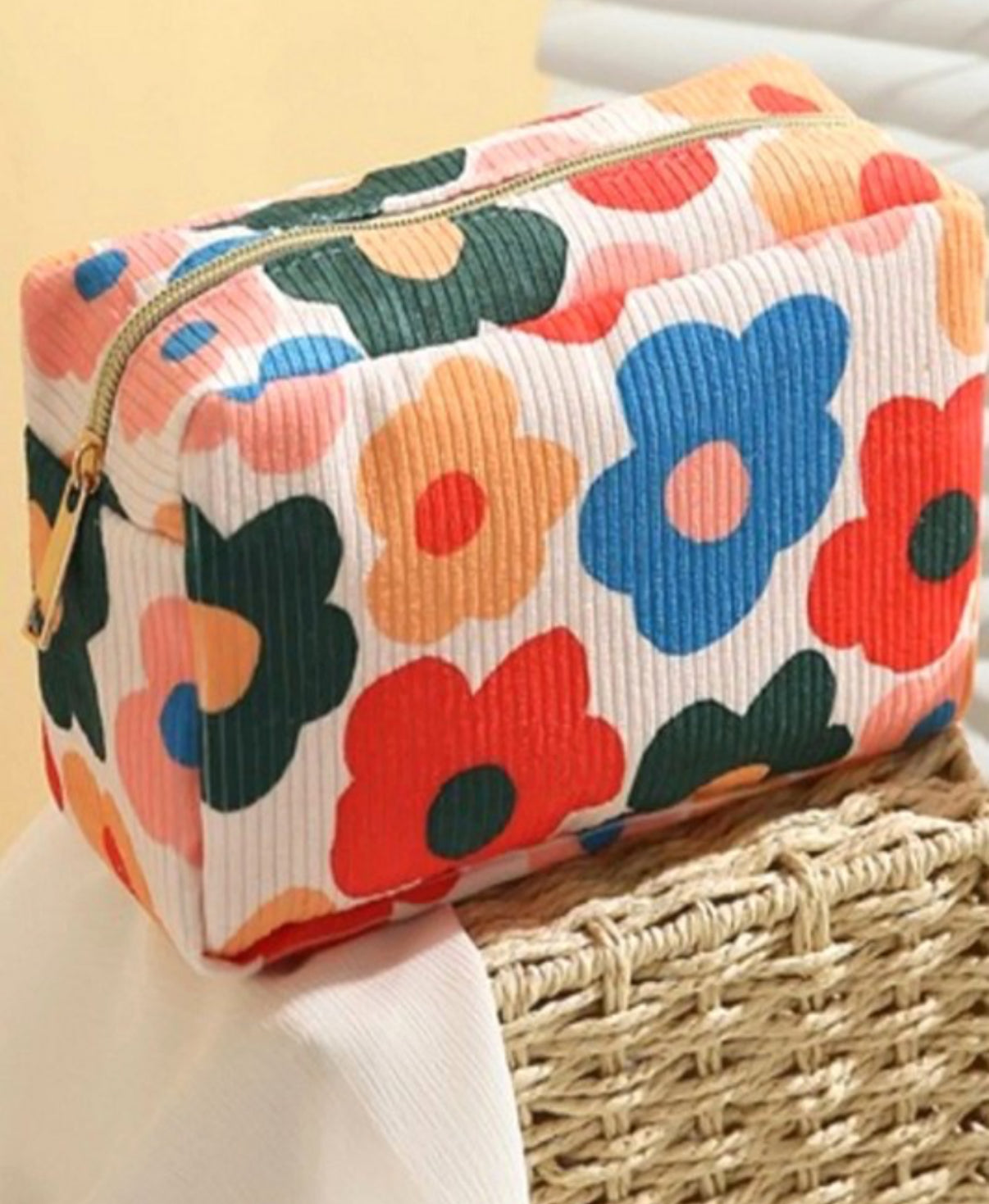 COSMETIC BAG