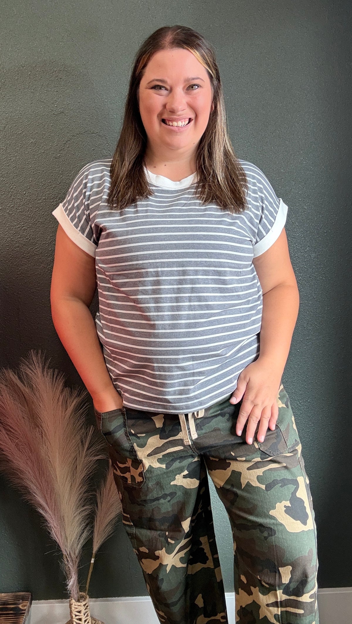 EVERY DAY STRIPED TEE CHARCOAL