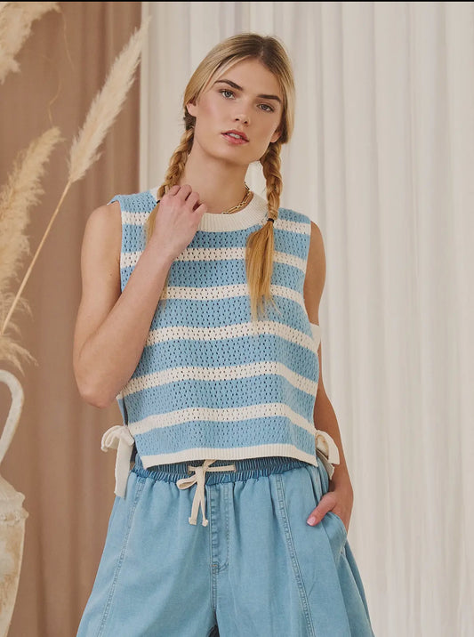 CROCHET STRIPED KNIT TOP BLUE
