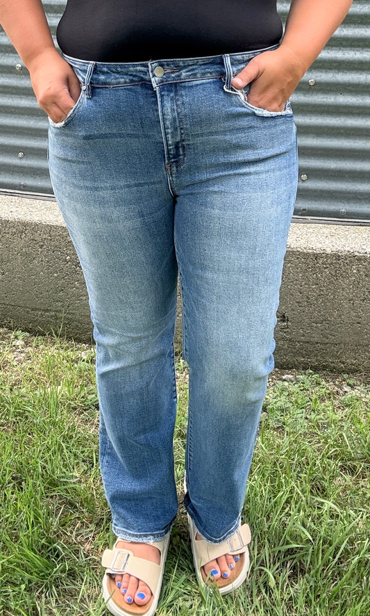 RISEN: MID RISE STRAIGHT JEANS RDP5302