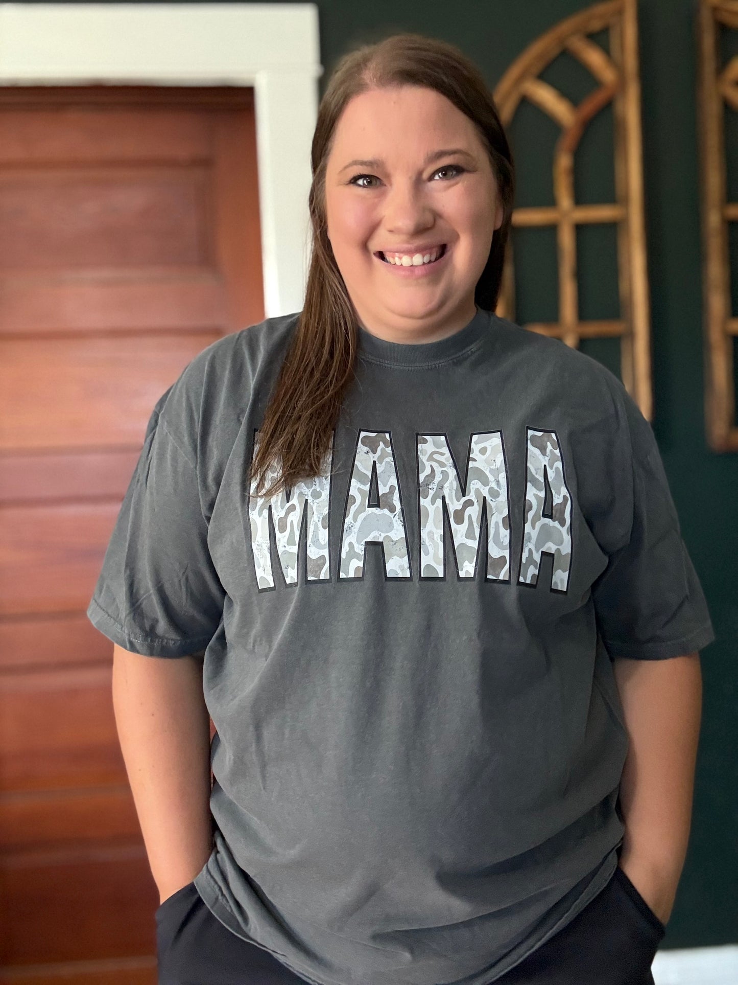 MAMA CAMO TEE
