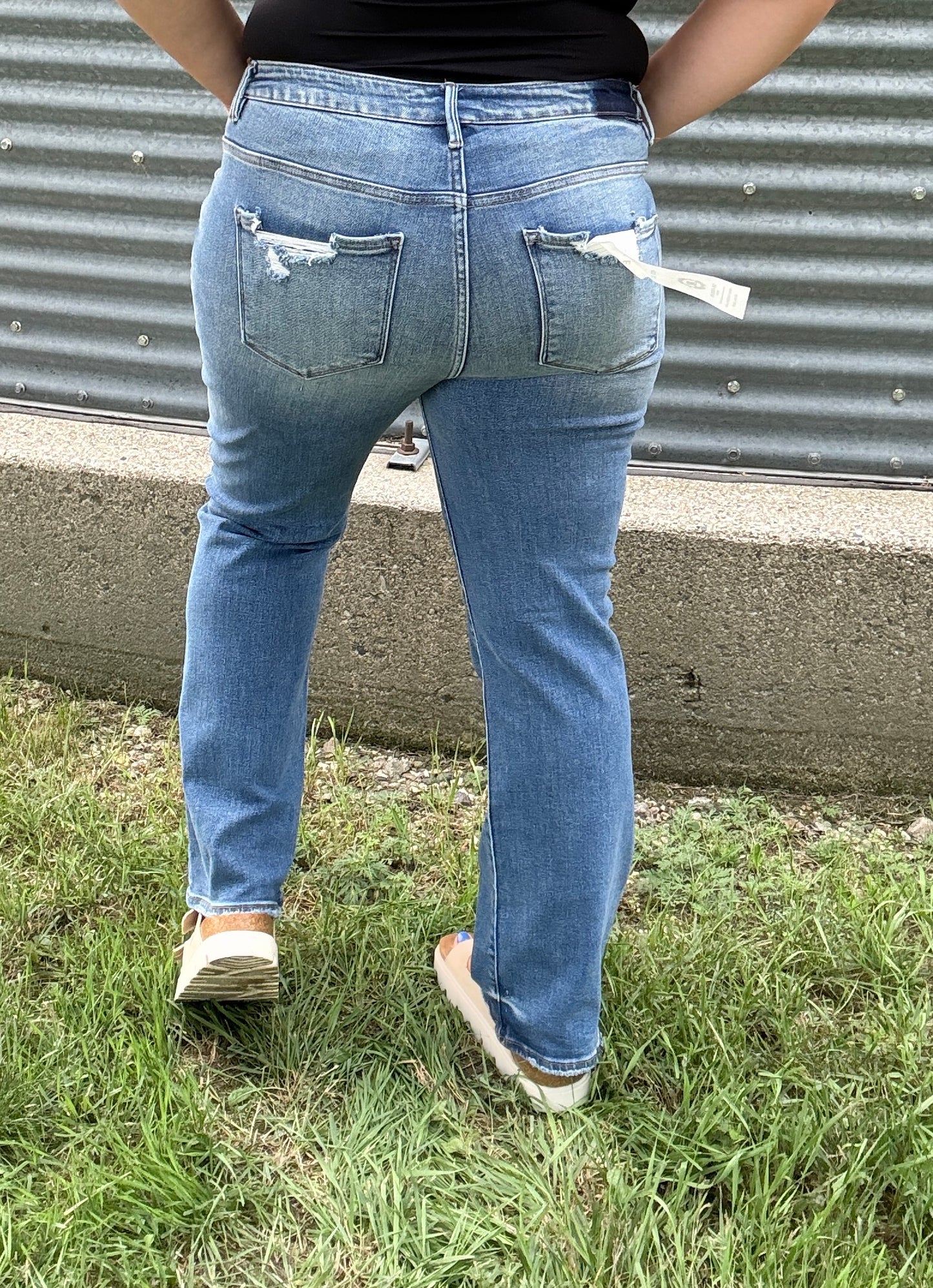 RISEN: MID RISE STRAIGHT JEANS RDP5302