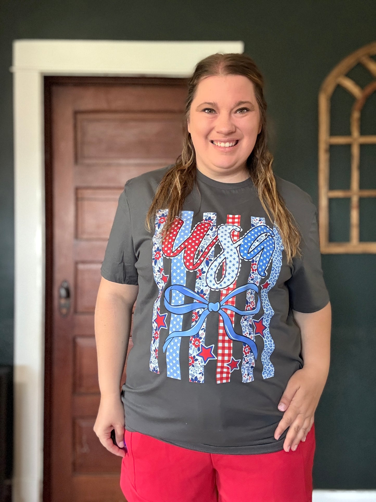 STRIPED PATTERN USA TEE