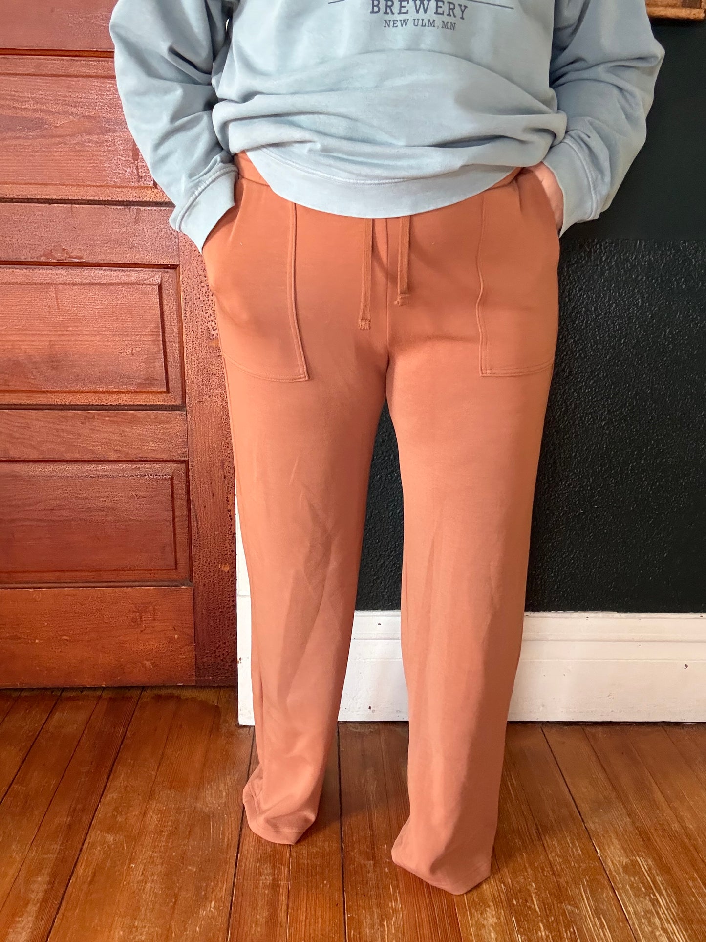 STRAIGHT LOUNGE PANTS CAMEL