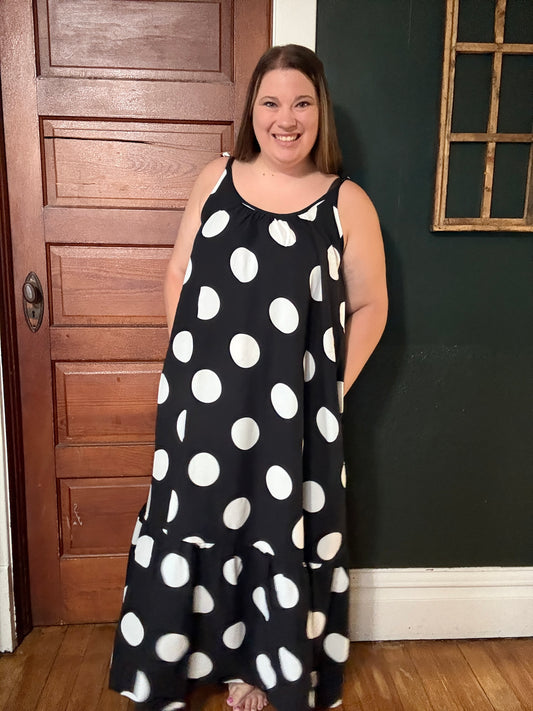 POLKA DOT TIE STRAP MAXI DRESS