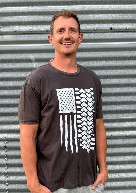 OFF ROAD AMERICAN FLAG TEE