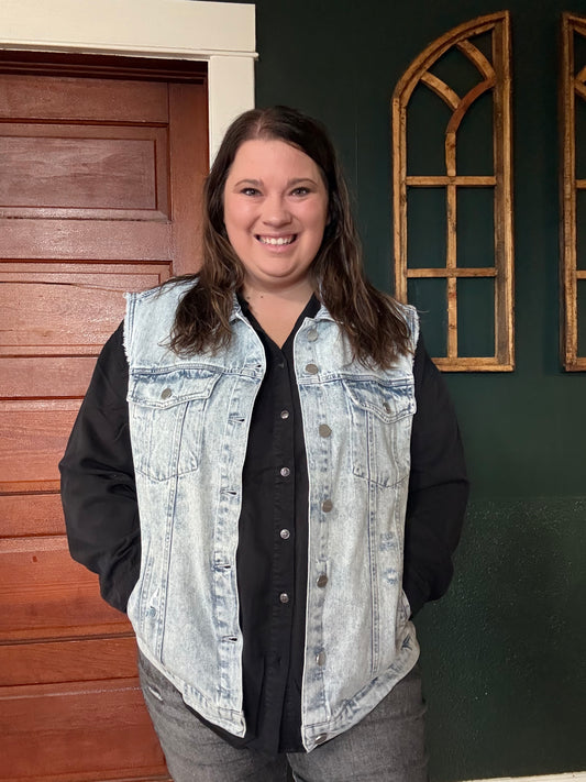 RISEN: OVERSIZED DENIM VEST