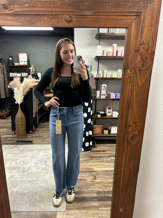 RISEN: HIGH RISE ANKLE STRAIGHT JEANS PSA21979