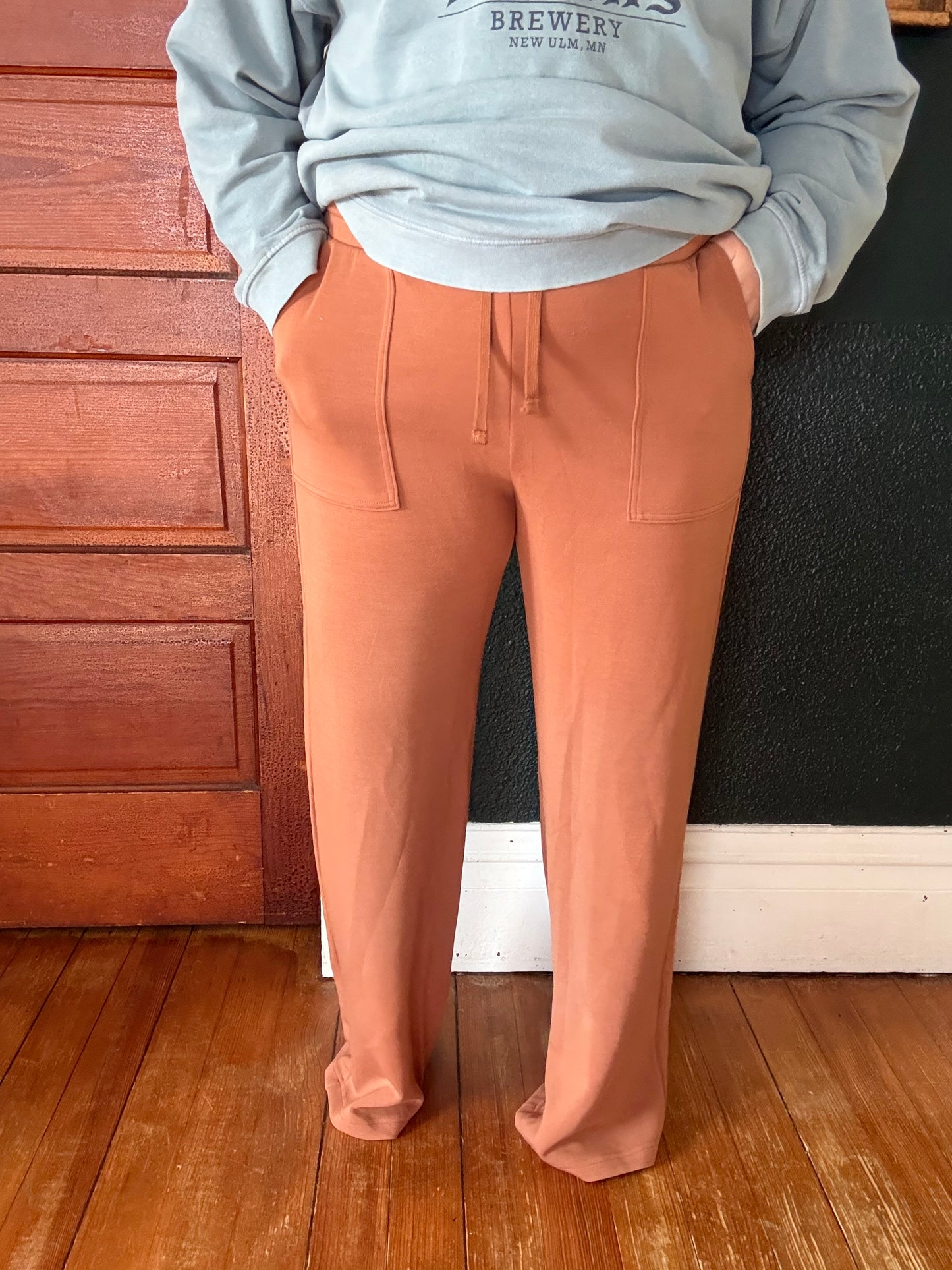 STRAIGHT LOUNGE PANTS CAMEL