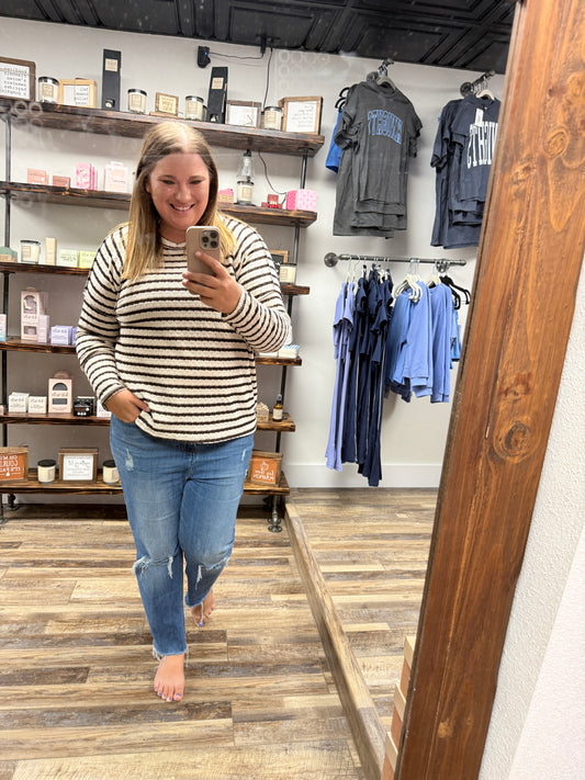 TEXTURED STRIPE TOP