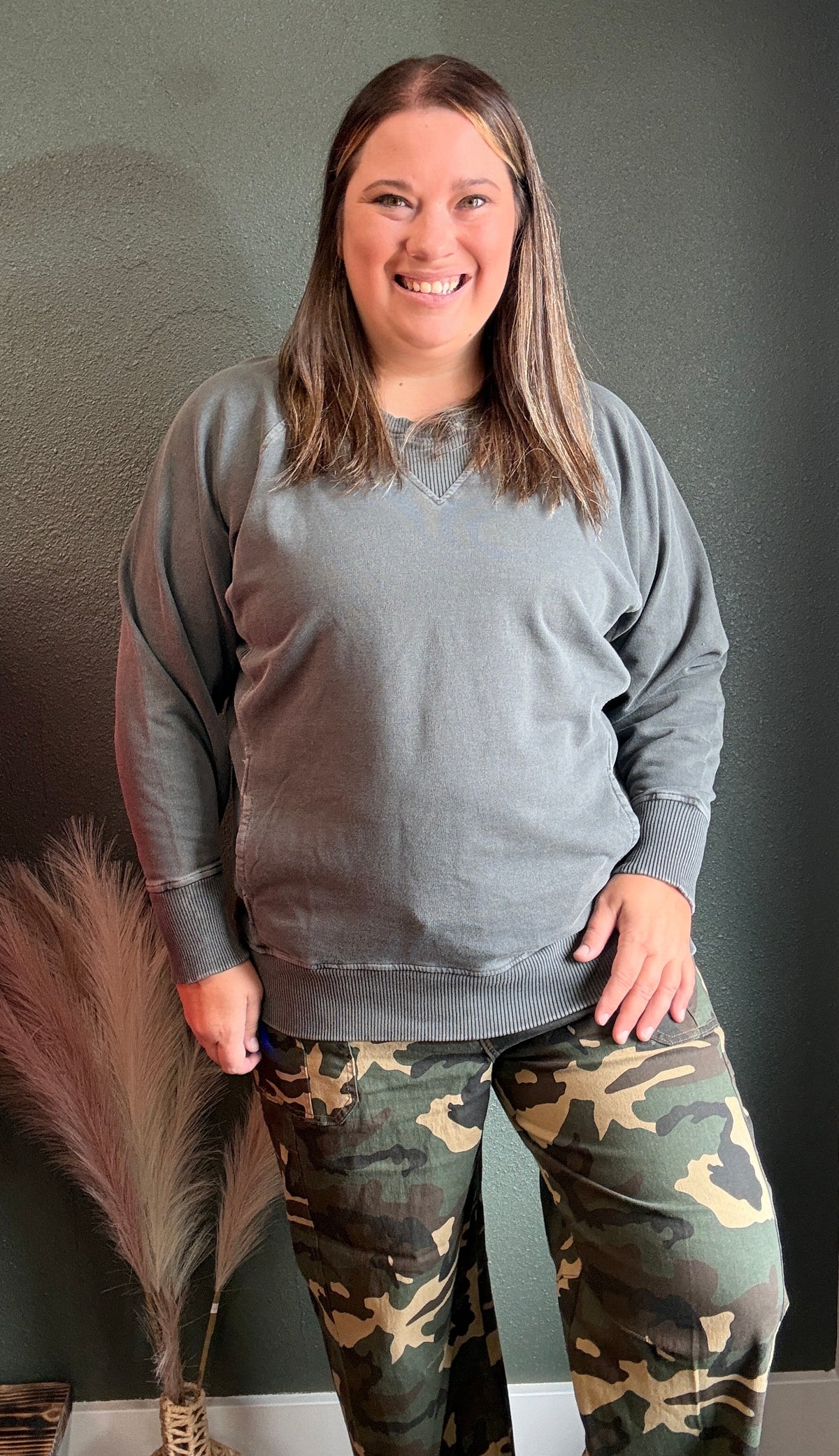 LIVED IN PULLOVER  5176D4 BLACK
