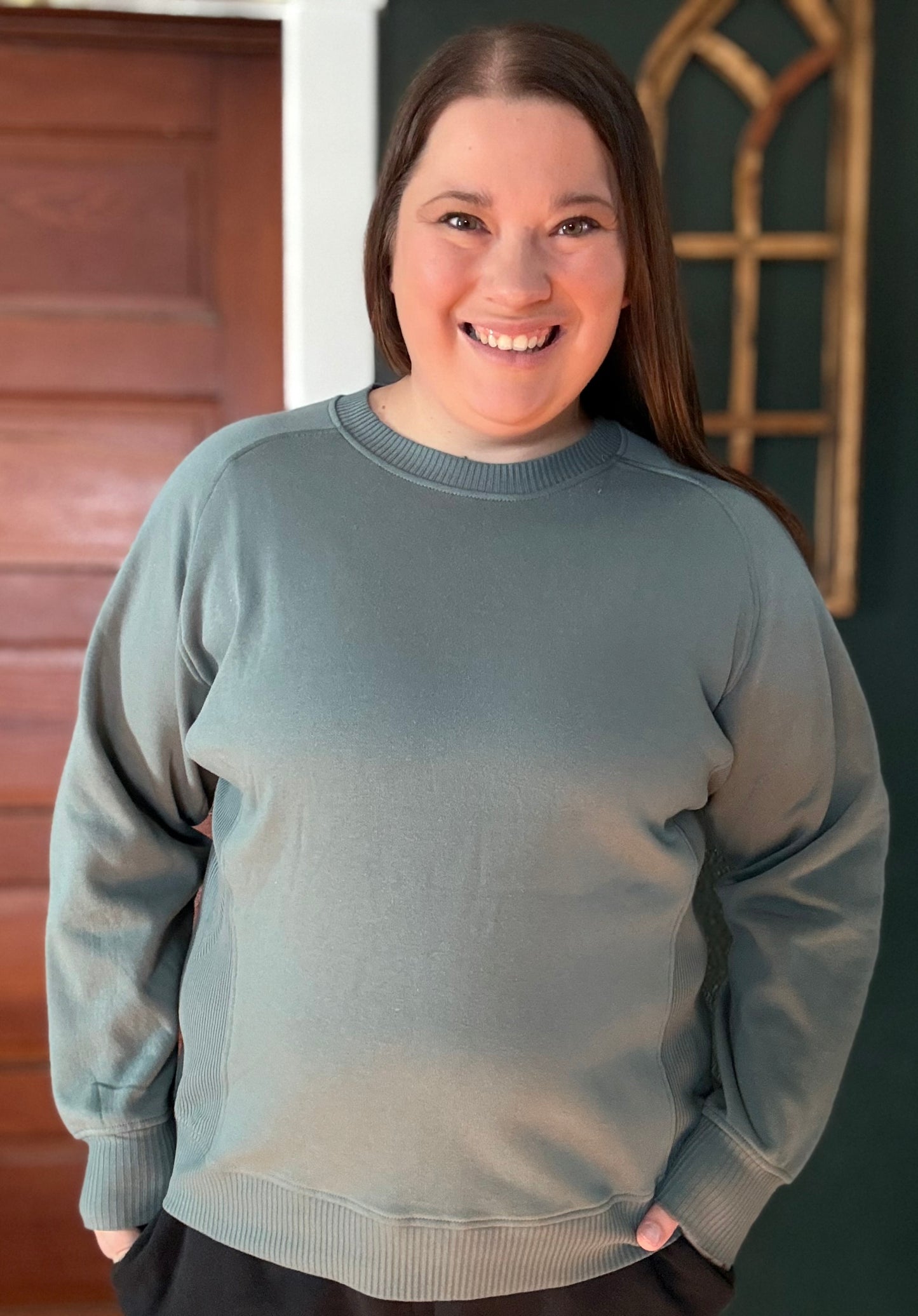 GO TO SWEATSHIRT